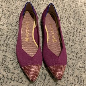SOLD - Rothys Mulberry Points sz 9 - SOLD